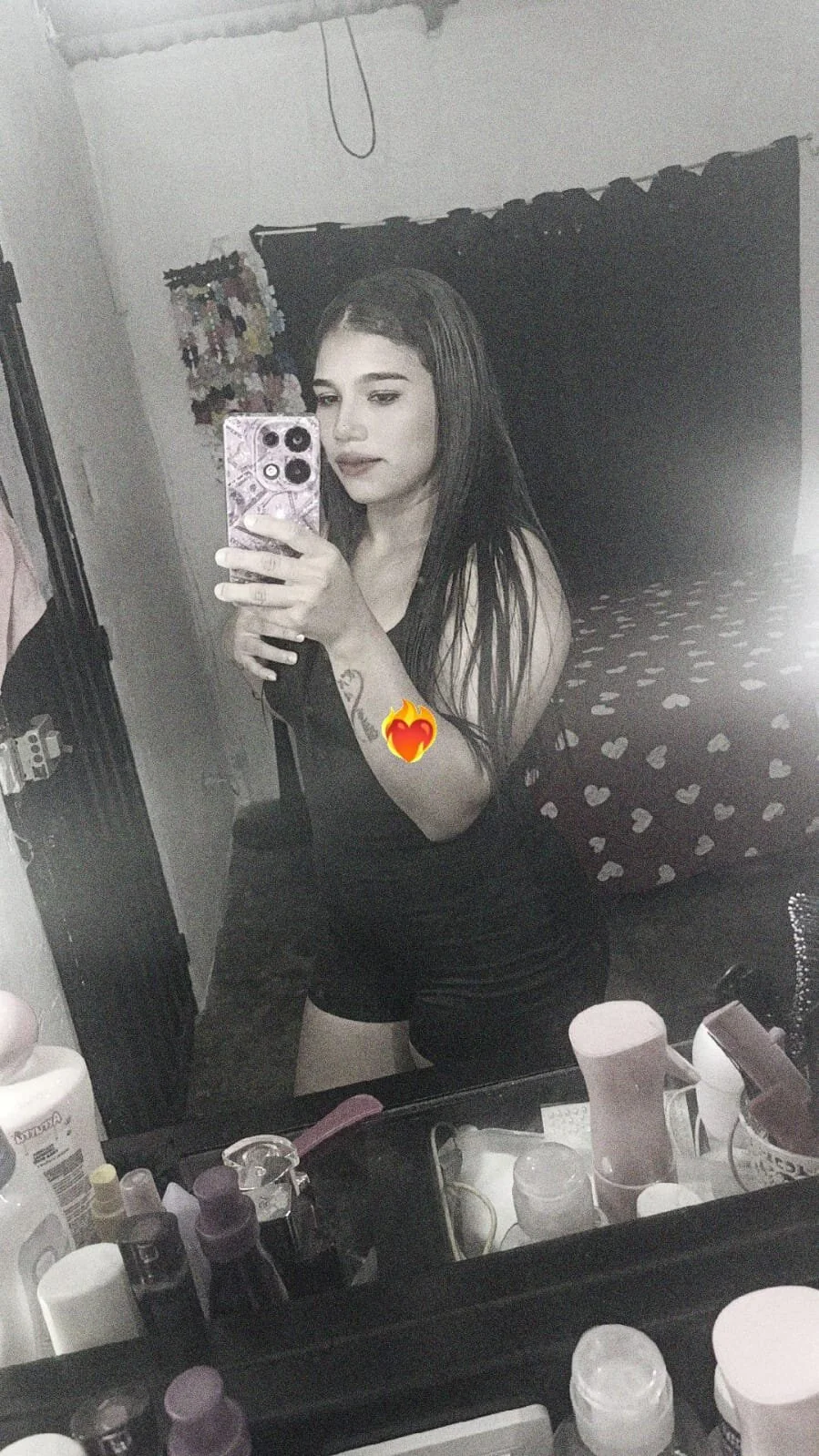 XXX Porn Photo of Nude deborahot26 28