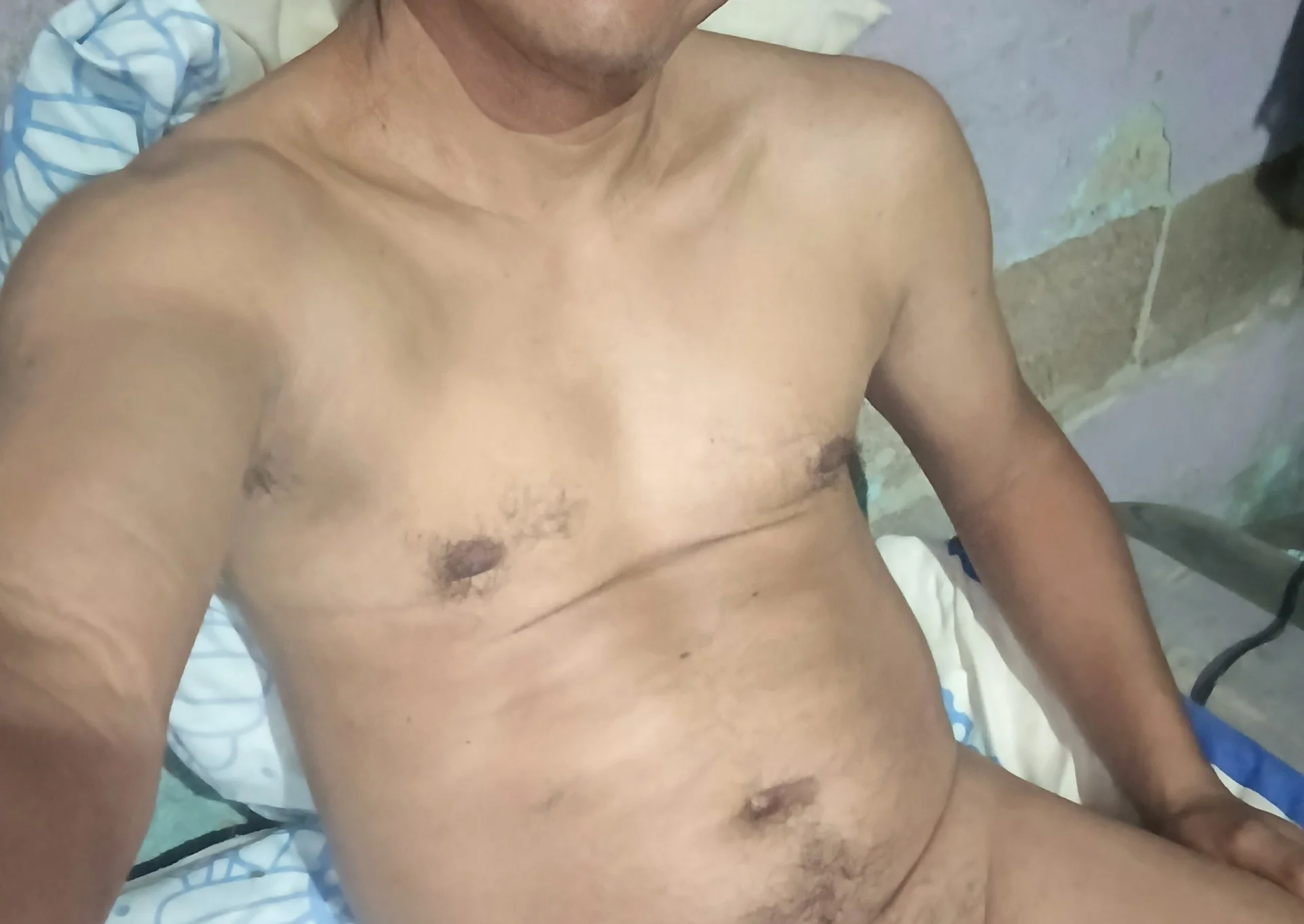 XXX Porn Photo of Nude VzlChubbyHunter 4