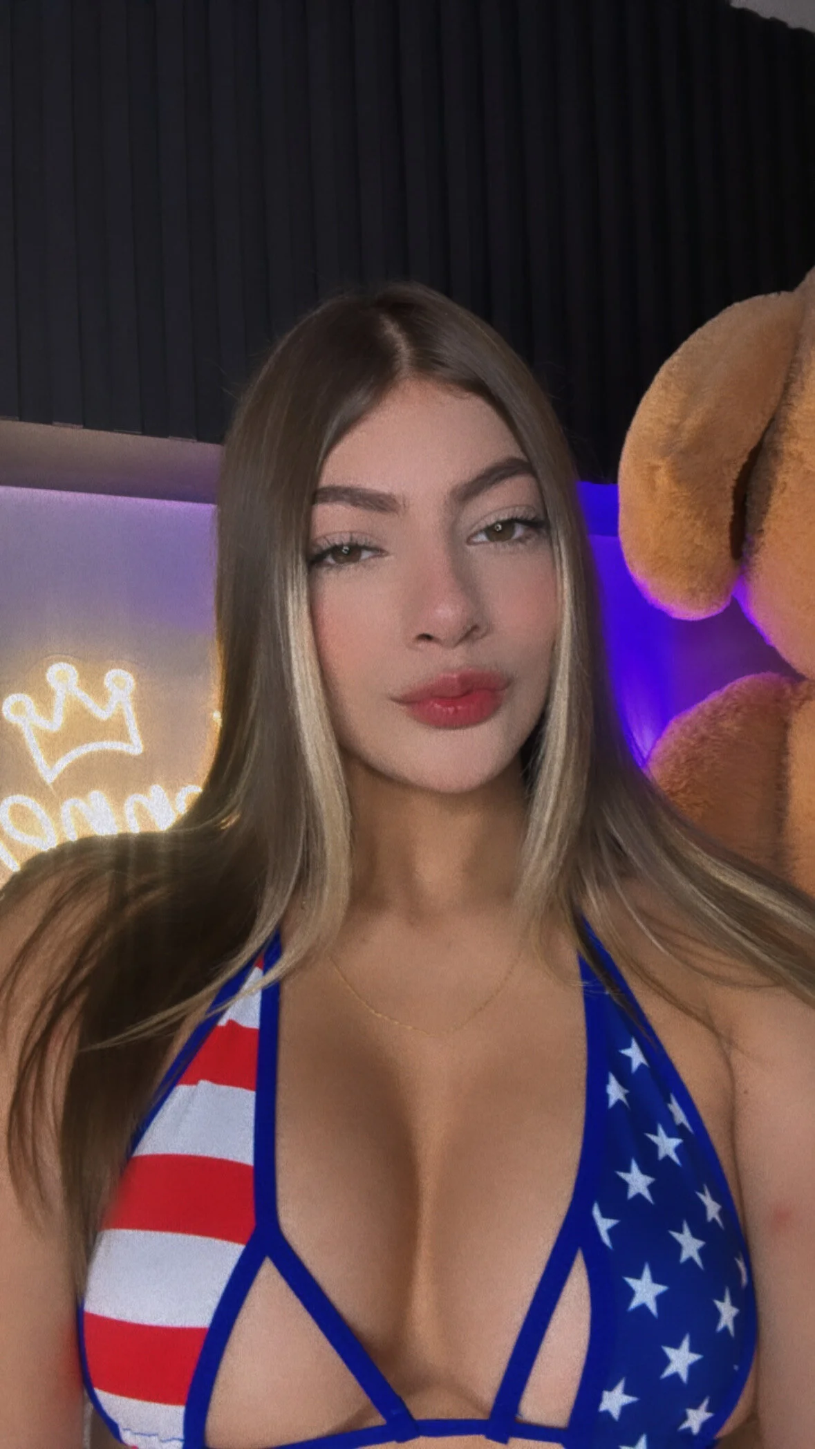 XXX Porn Photo of Nude selenne_schmitt 16