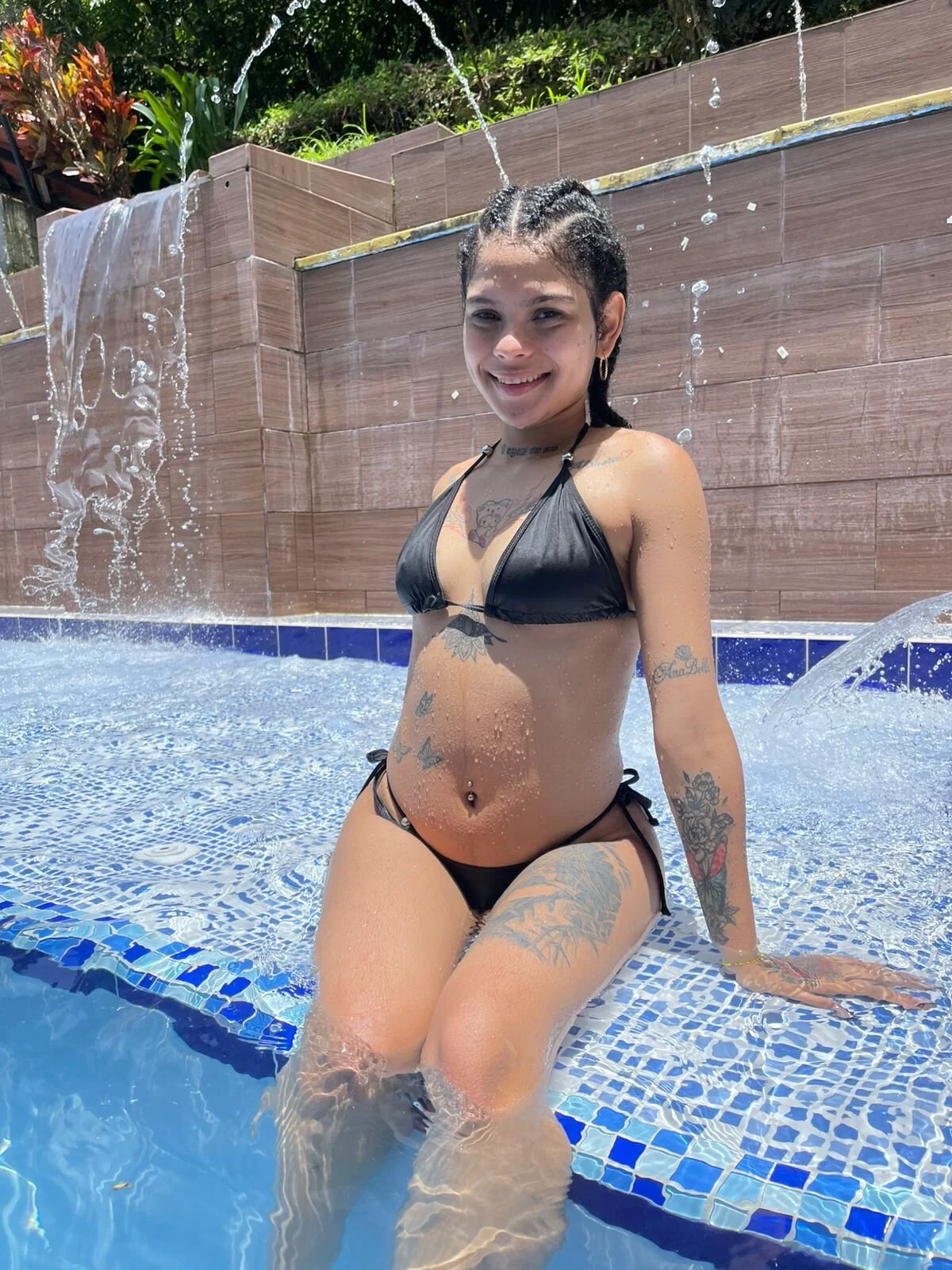 XXX Porn Photo of Nude Saracooper__ 27
