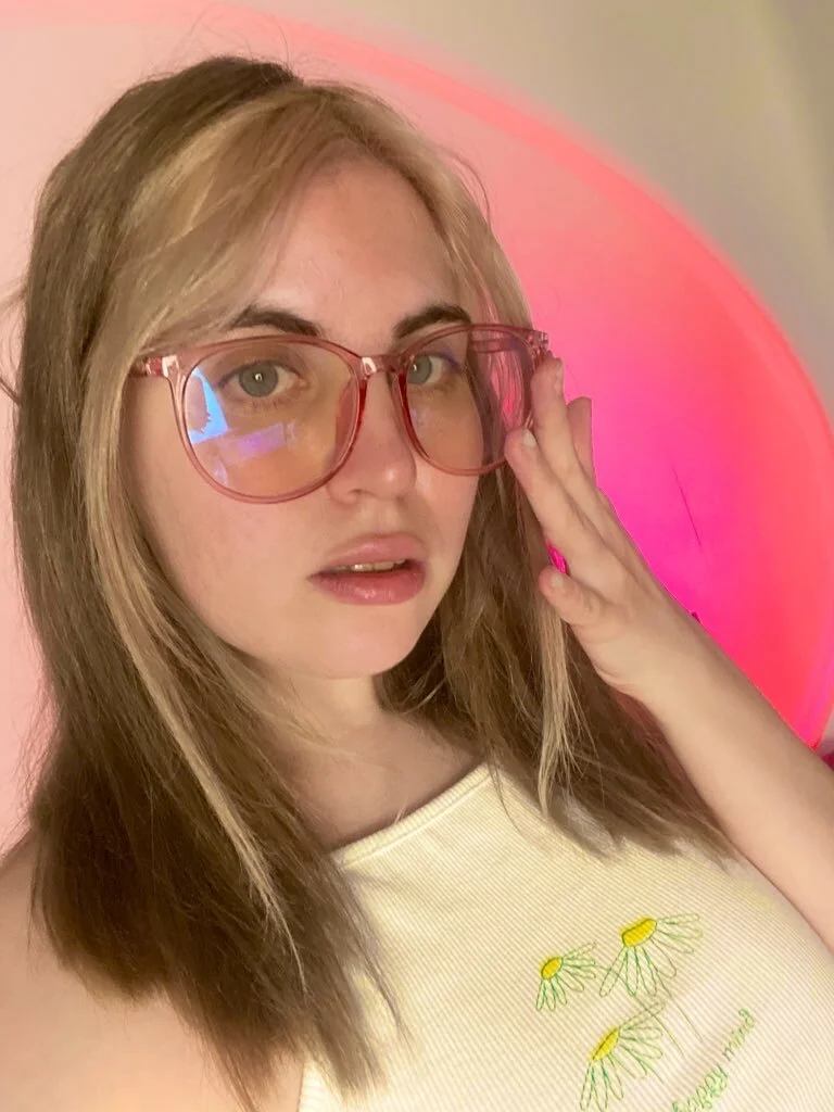 XXX Porn Photo of Nude pawpaws 4