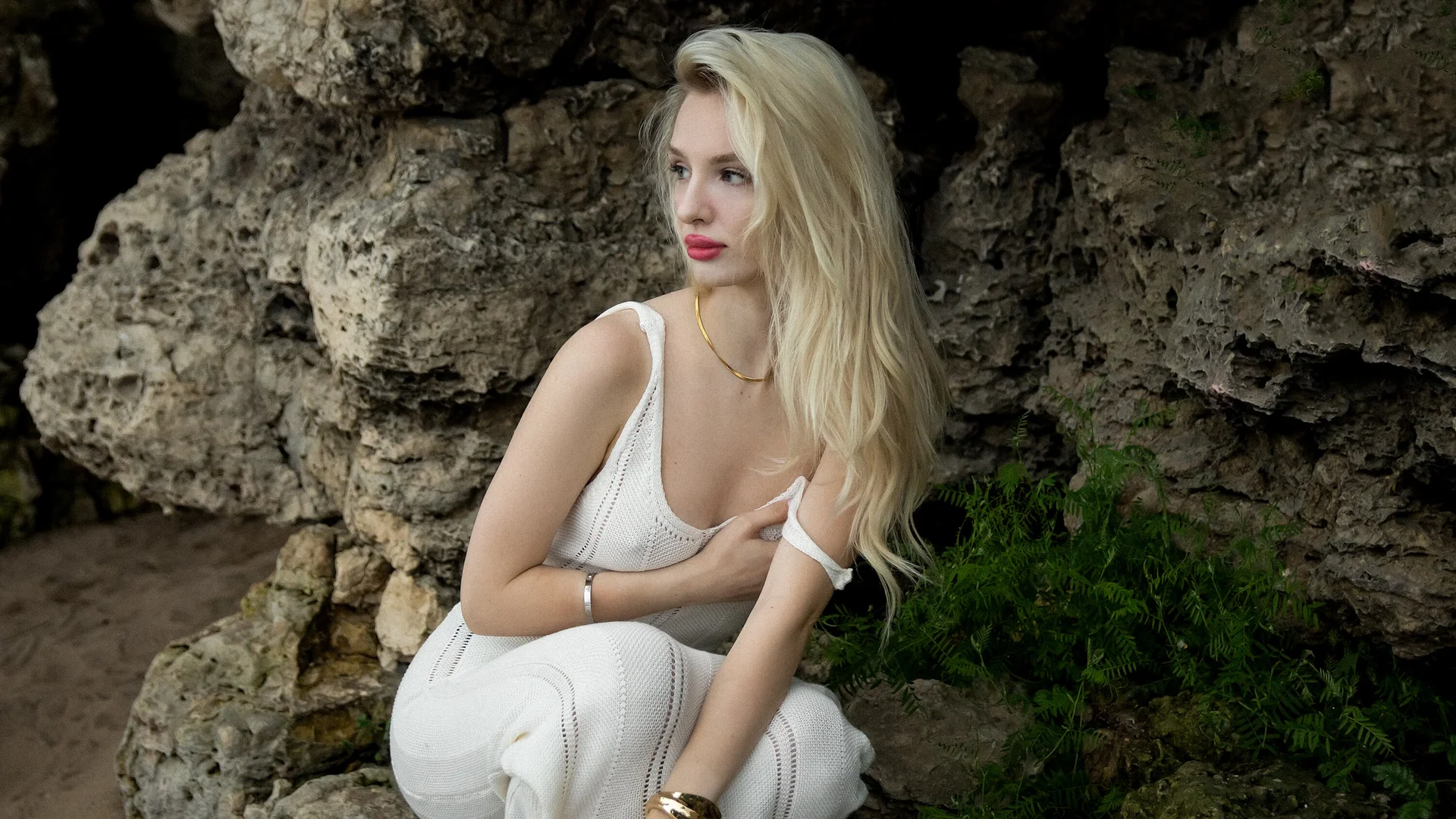 XXX Porn Photo of Nude AleksaBlonde 66