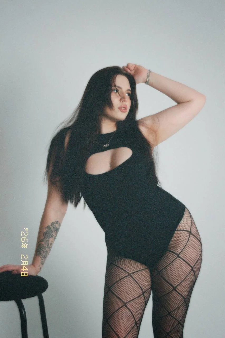 XXX Porn Photo of Nude Holly_Gracys 4
