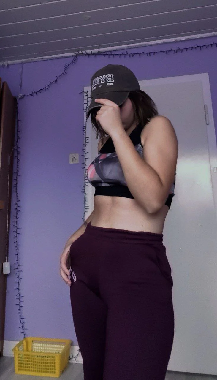 XXX Porn Photo of Nude Mona_Slearys 35
