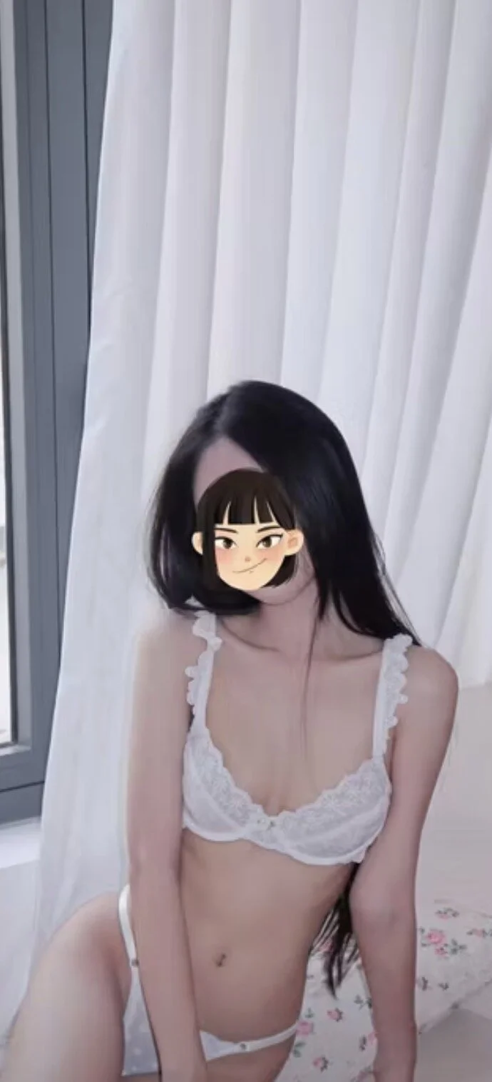 XXX Porn Photo of Nude -MinMin_ 2