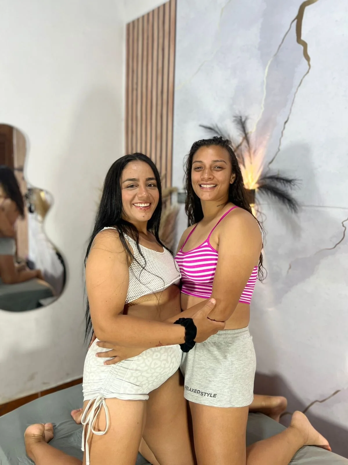 XXX Porn Photo of Nude LucyAndBella 4