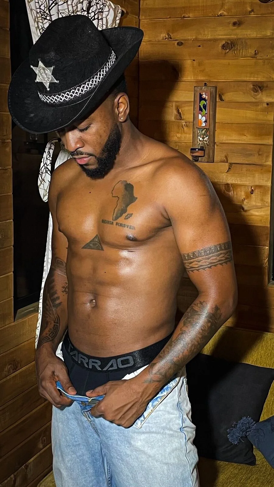 XXX Porn Photo of Nude Drake_Nassir4 40