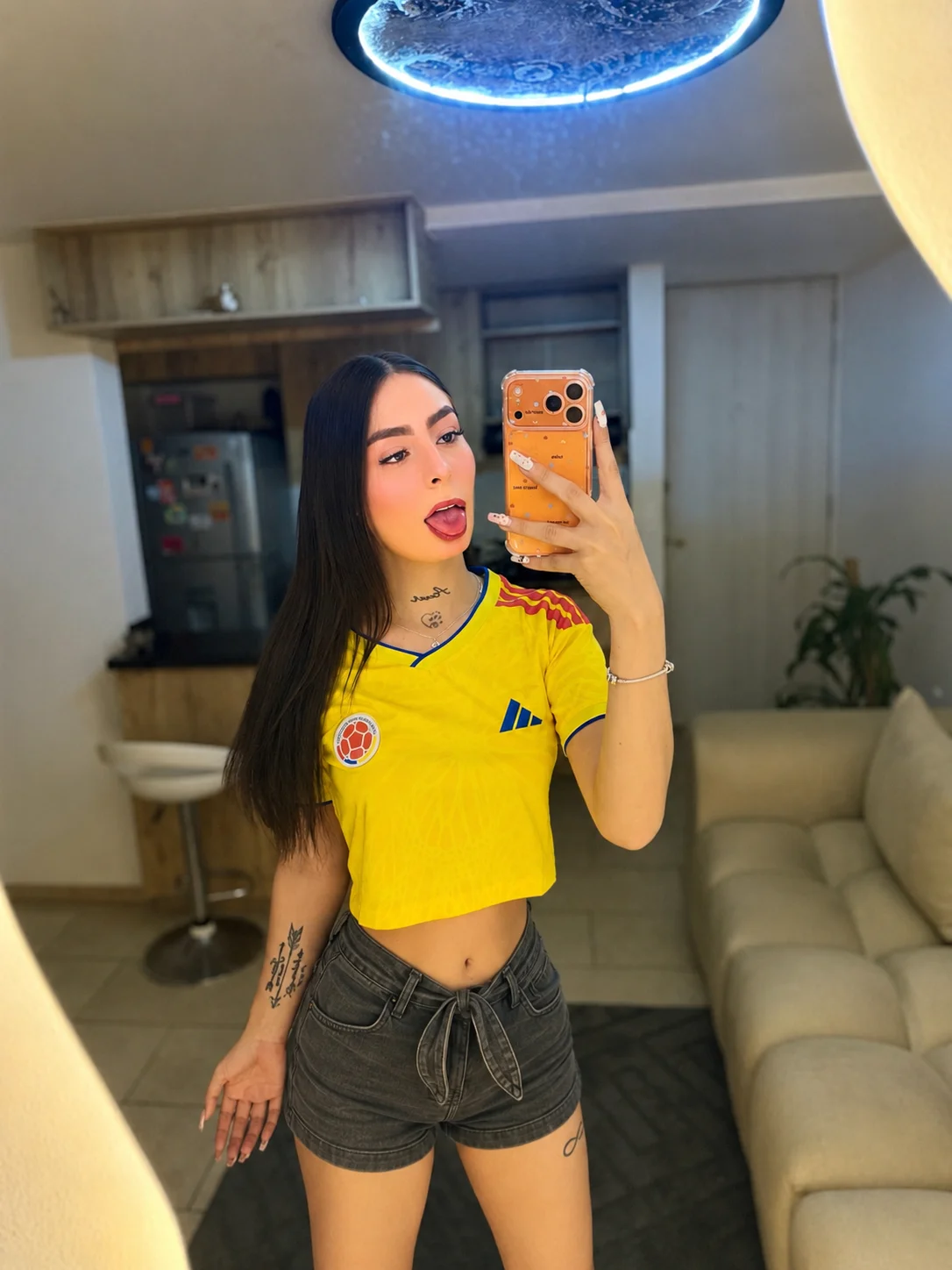 XXX Porn Photo of Nude Camistar18 45