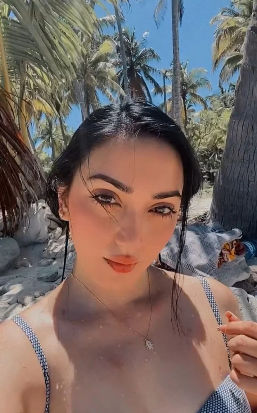 XXX Porn Photo of Nude LIAH_IZUMI 13