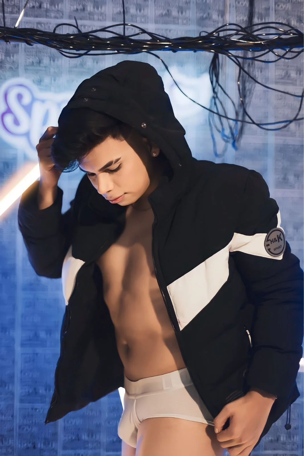 XXX Porn Photo of Nude andres_lizcano 14