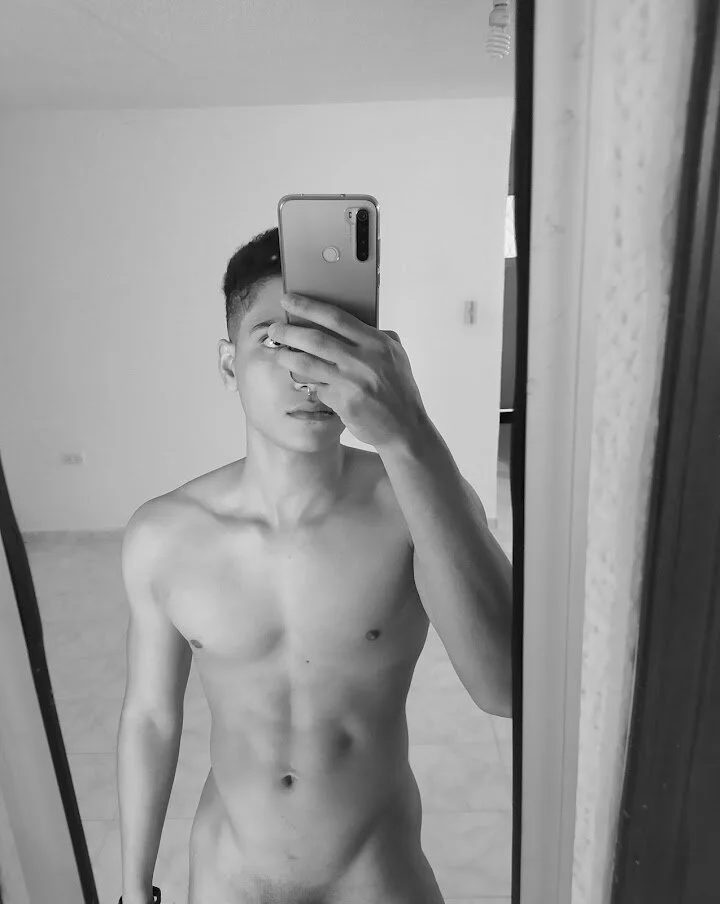 XXX Porn Photo of Nude MitchellXD 42