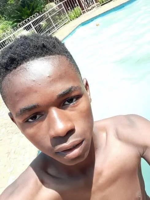 XXX Porn Photo of Nude Boyzn_unfiltered 5