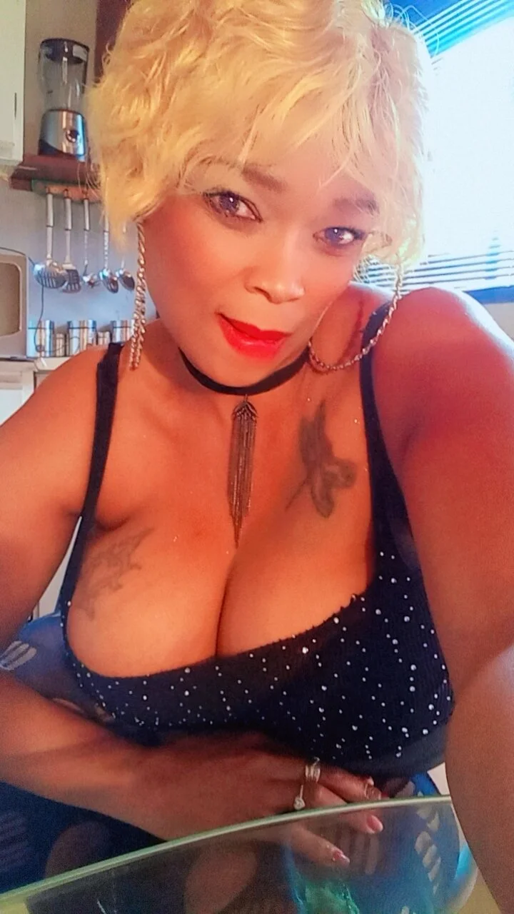 XXX Porn Photo of Nude Gucci_Bx 38