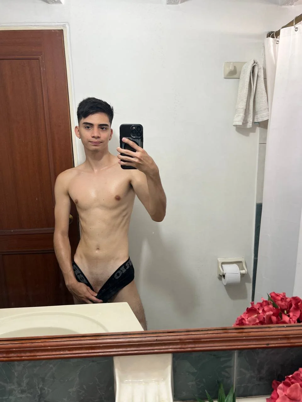XXX Porn Photo of Nude chris_carterr 9