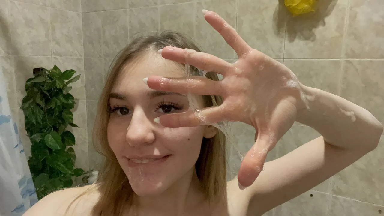 XXX Porn Photo of Nude AngelMooreMoore 2