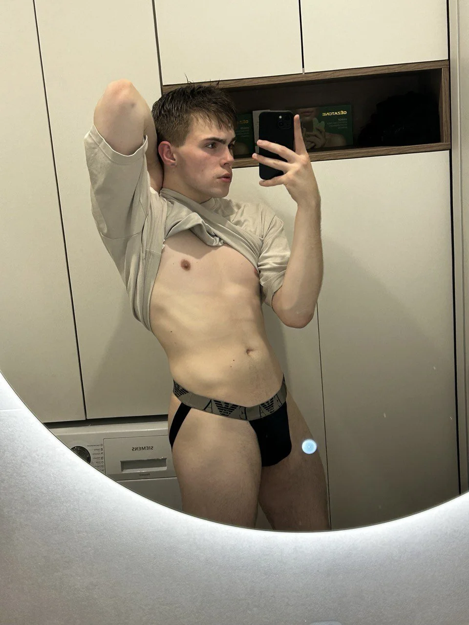 XXX Porn Photo of Nude simonvnl 1