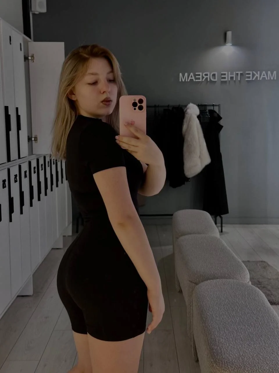 XXX Porn Photo of Nude NikiaPhilmore 3