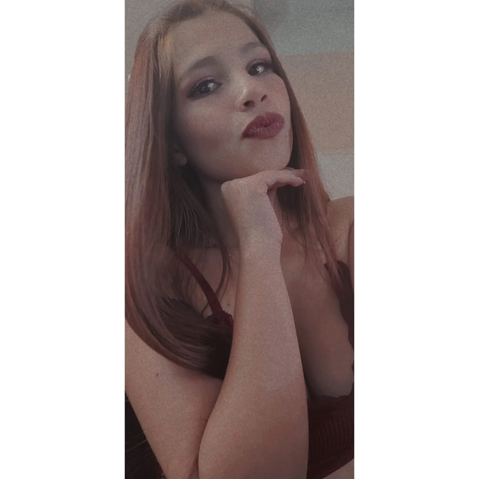 XXX Porn Photo of Nude bluee_hazell 5