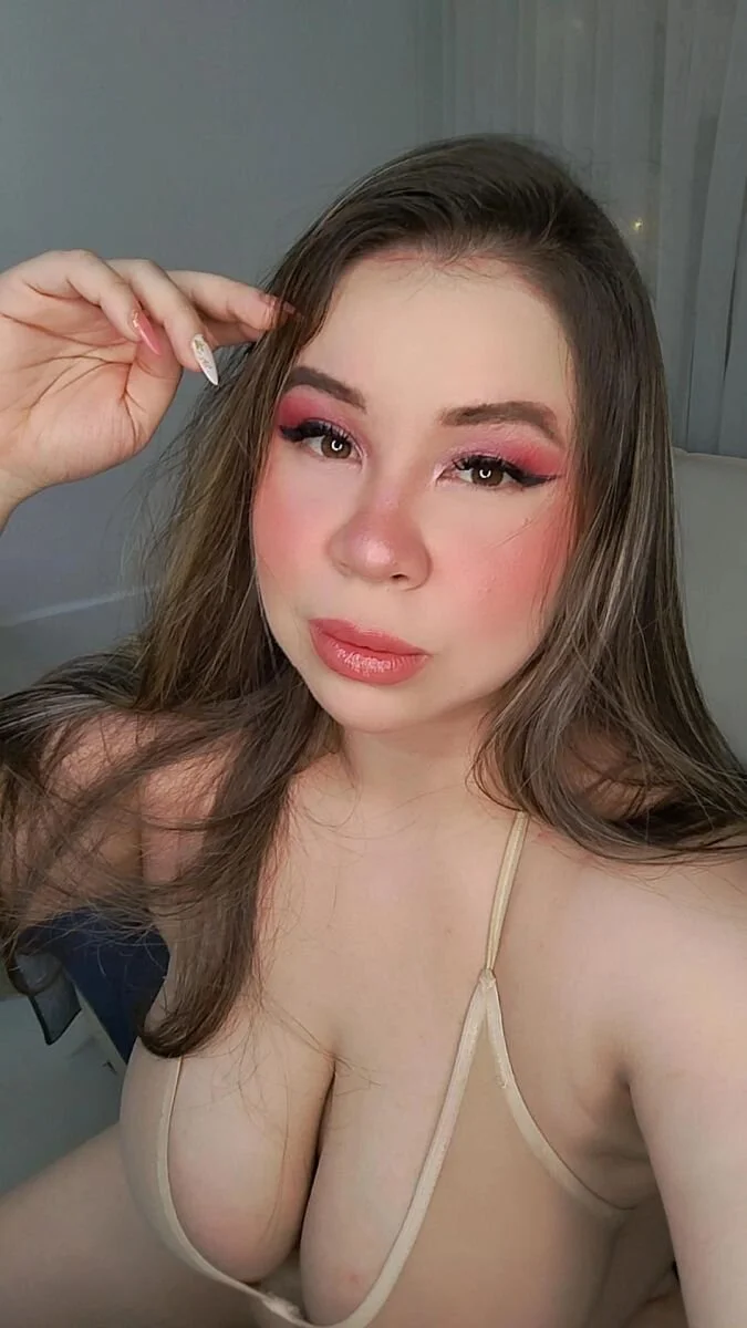 XXX Porn Photo of Nude katherinn_gomezz 1