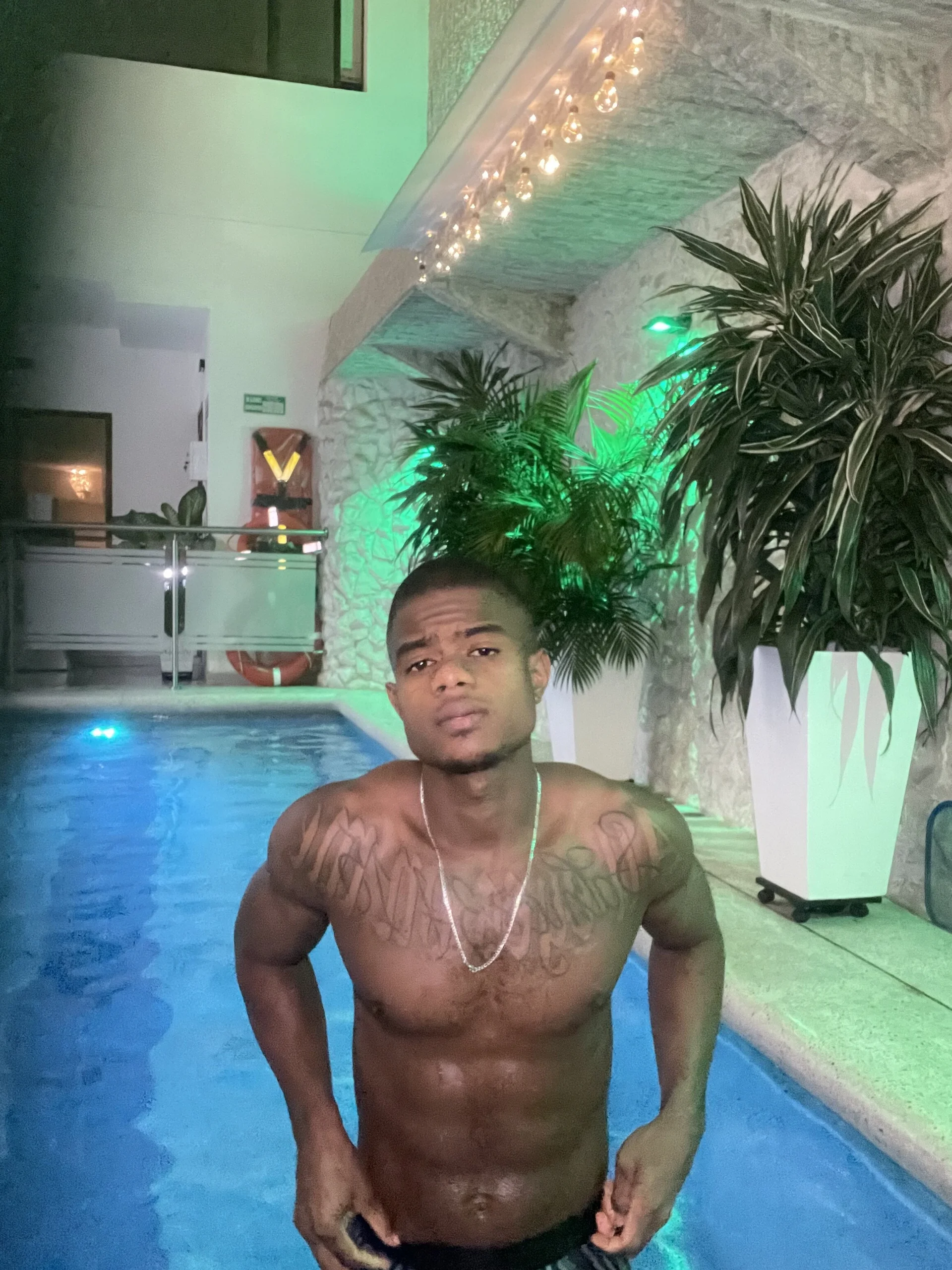 XXX Porn Photo of Nude thegoat767 3