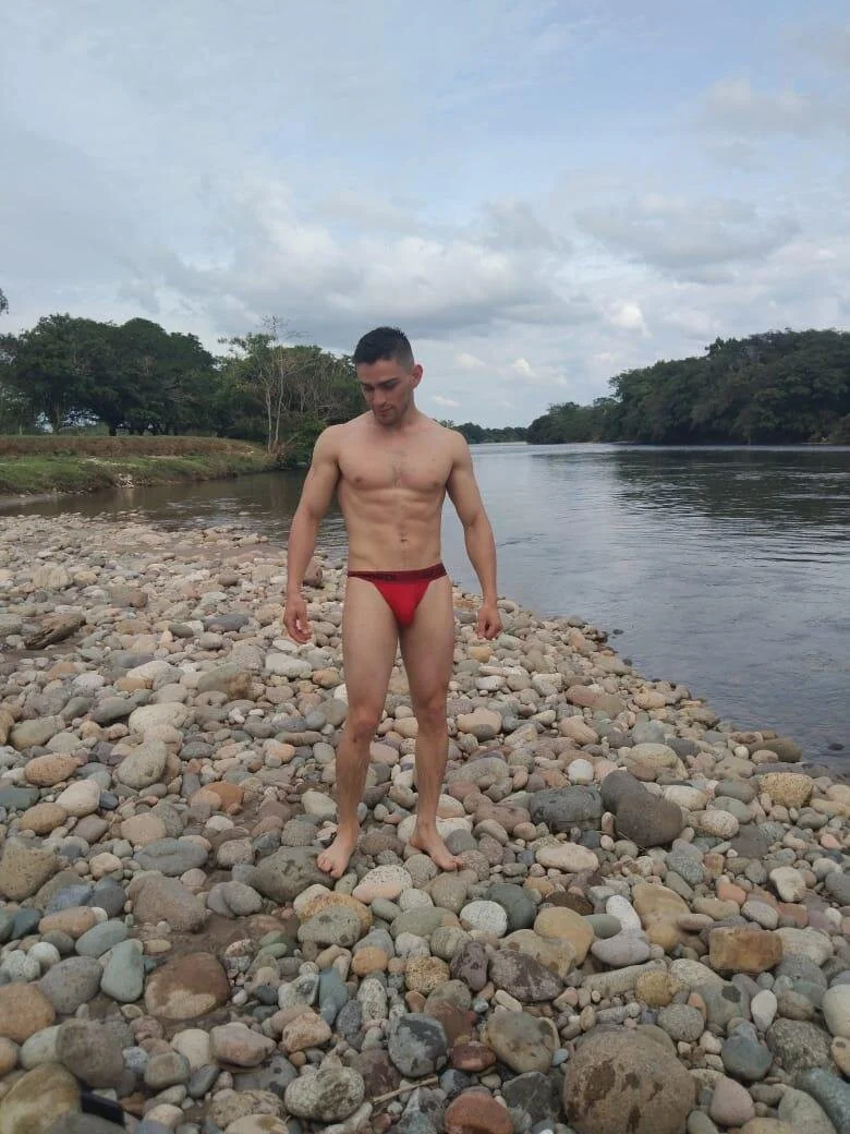 XXX Porn Photo of Nude Sexy_Alejandro_ 22