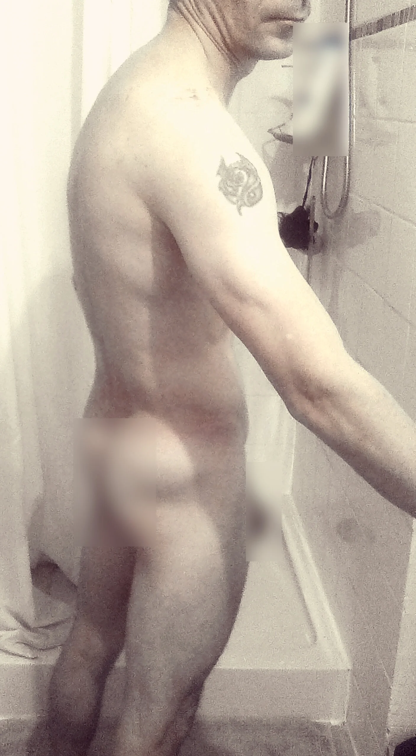 XXX Porn Photo of Nude Dracultepes1 3