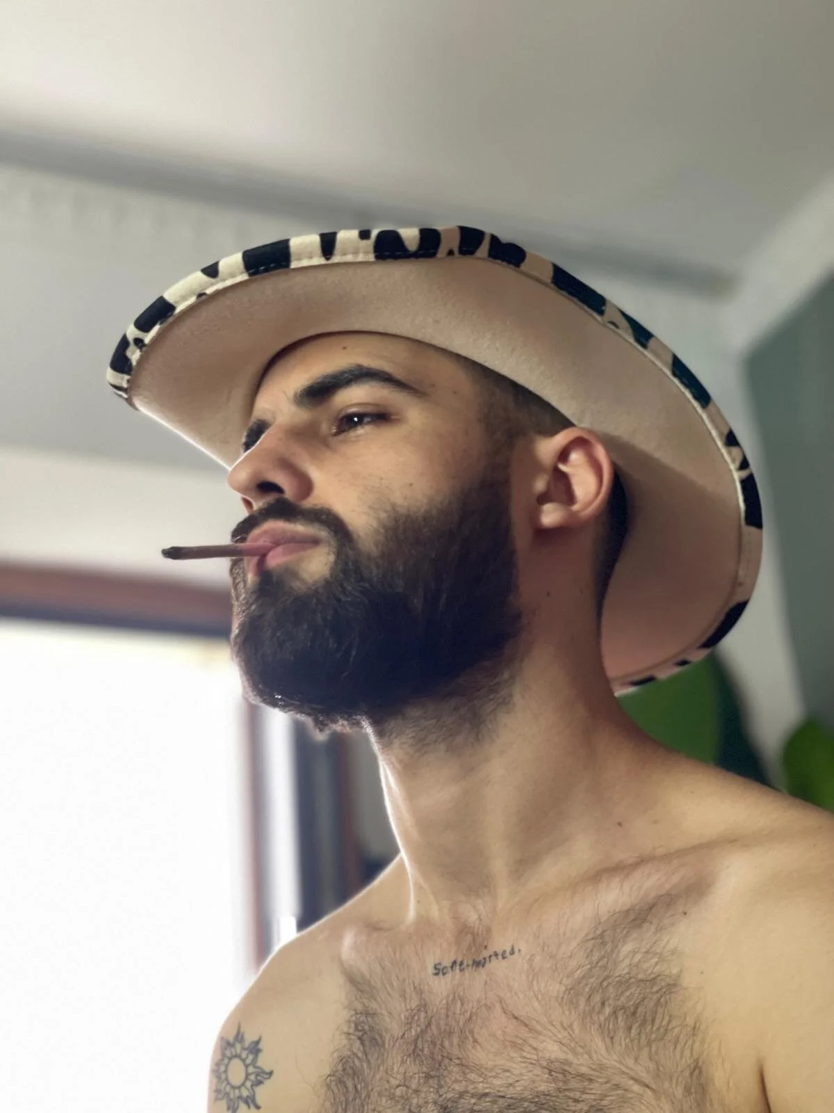XXX Porn Photo of Nude HairyRobxxx 4
