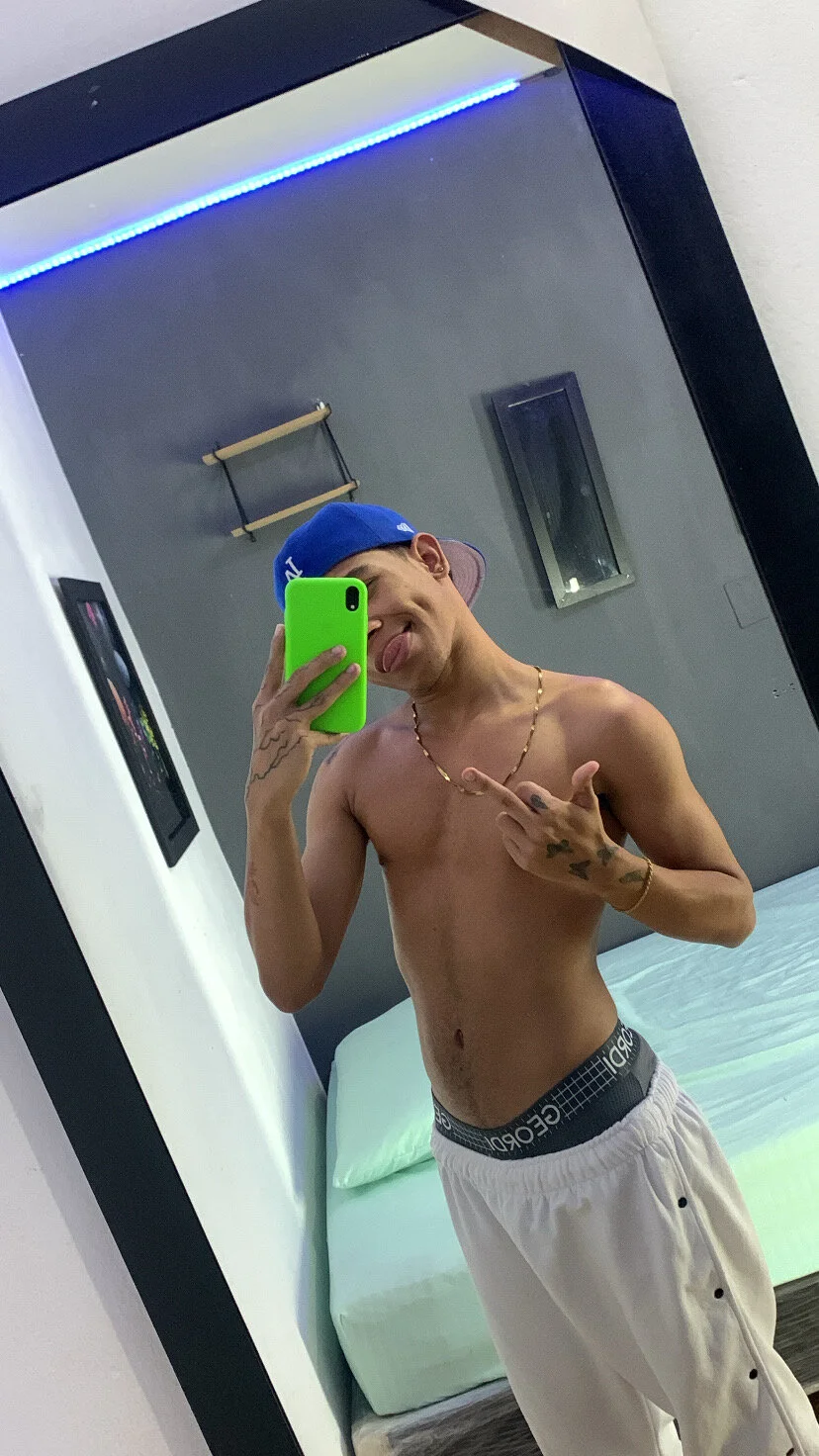 XXX Porn Photo of Nude Romancartier_1 116
