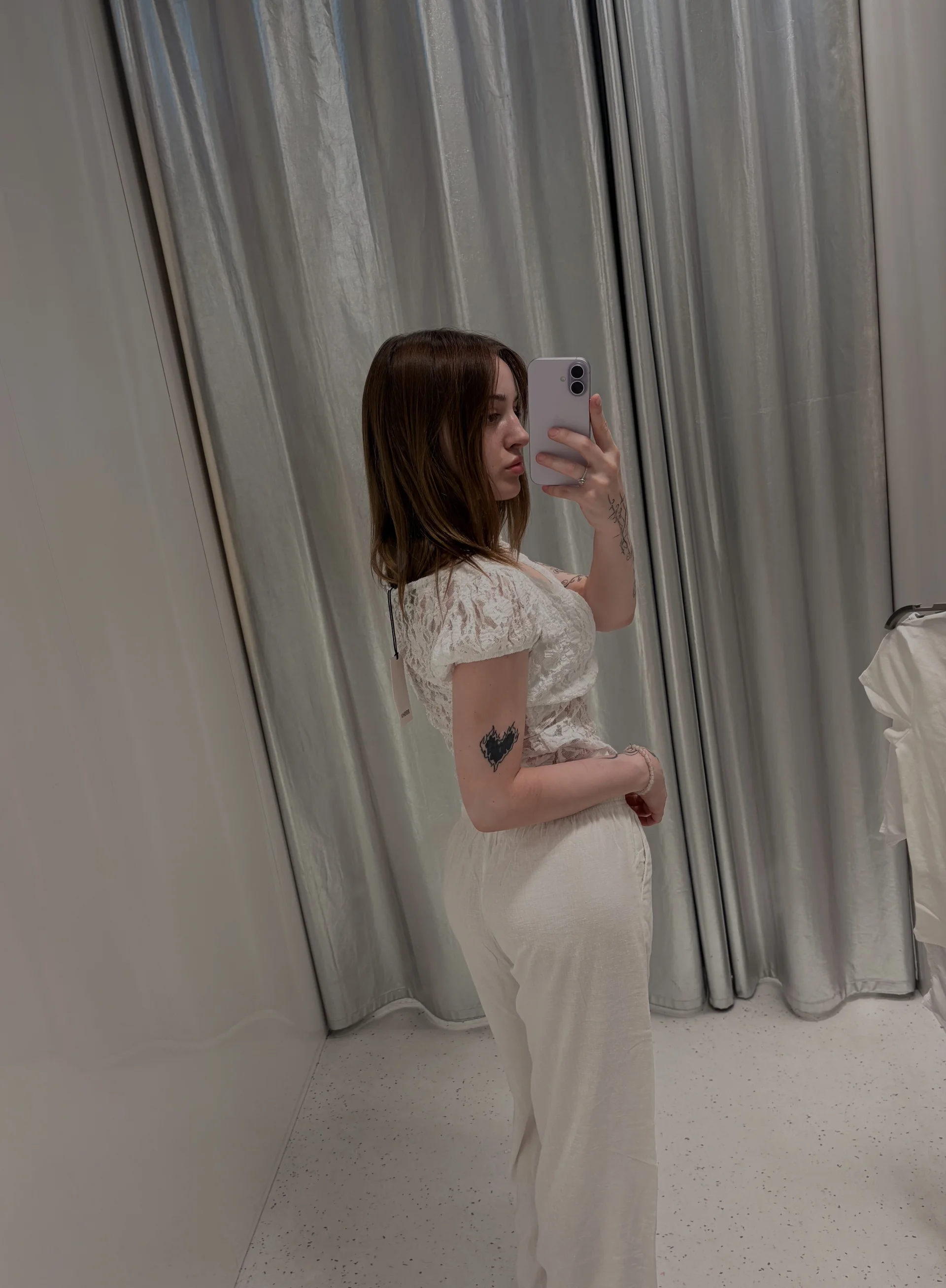 XXX Porn Photo of Nude avelie 3