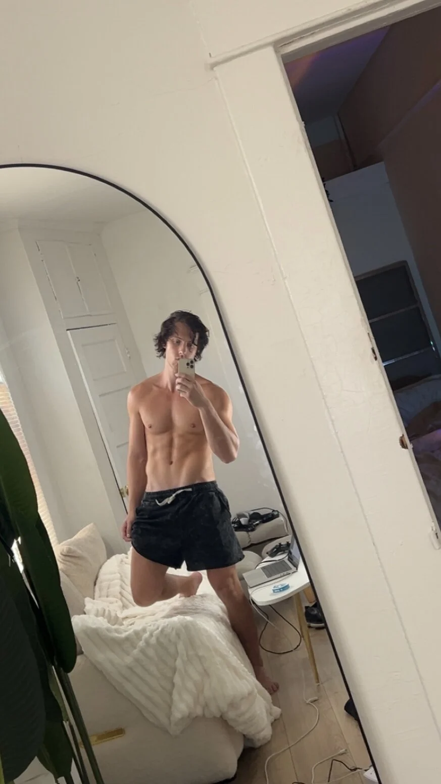 XXX Porn Photo of Nude alex_islivee 2