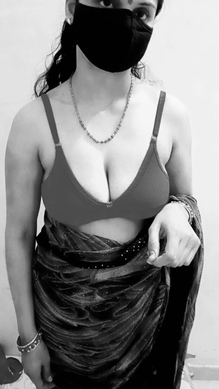 XXX Porn Photo of Nude Sexy_Aasma 4