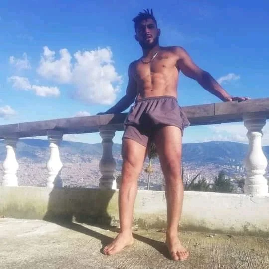 XXX Porn Photo of Nude Louis_marley__ 14