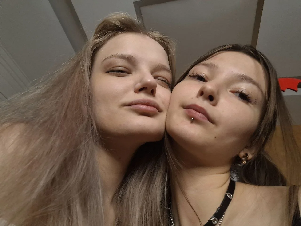 XXX Porn Photo of Nude DongMolt 198