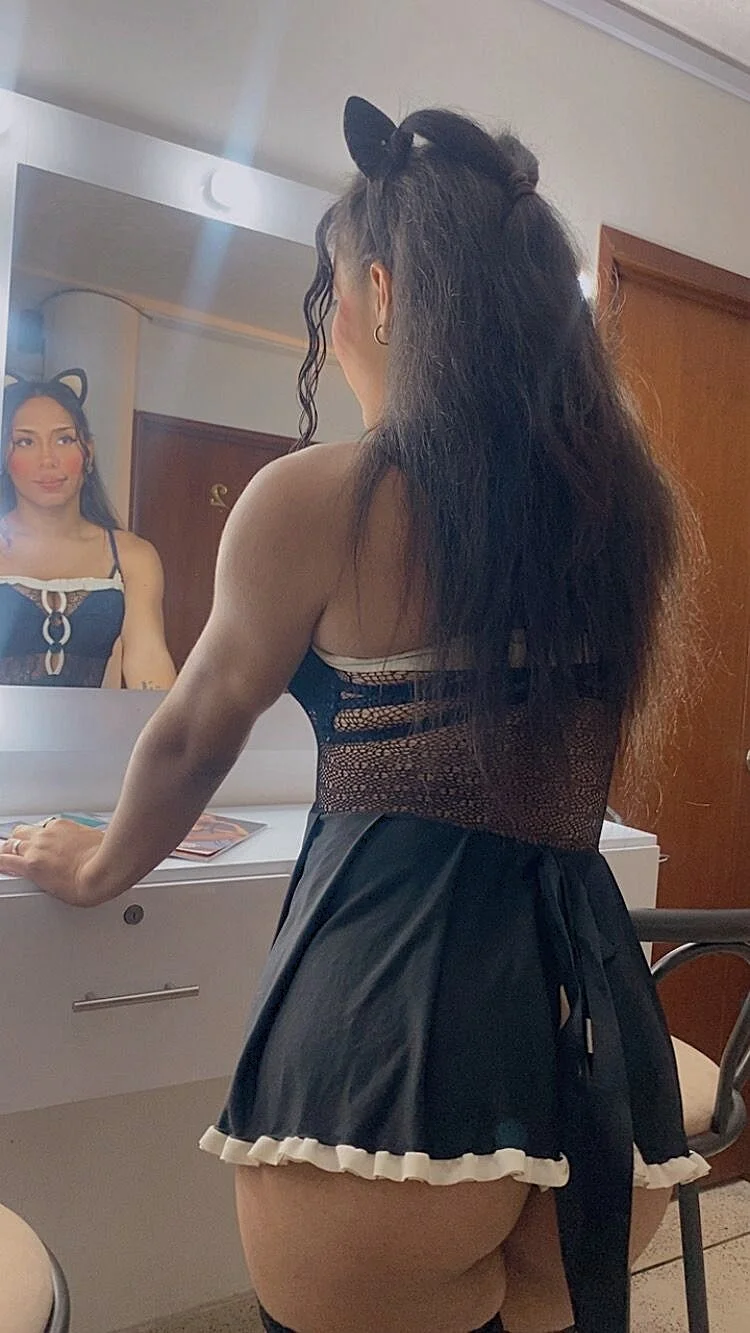 XXX Porn Photo of Nude EmilyGomezLS 38