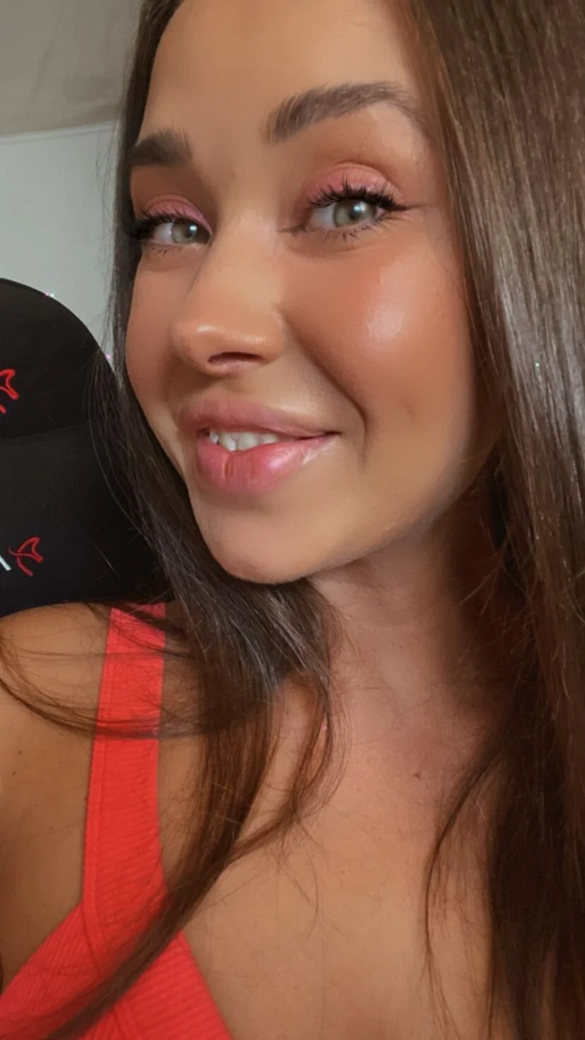 XXX Porn Photo of Nude PlayfulGoddess 8