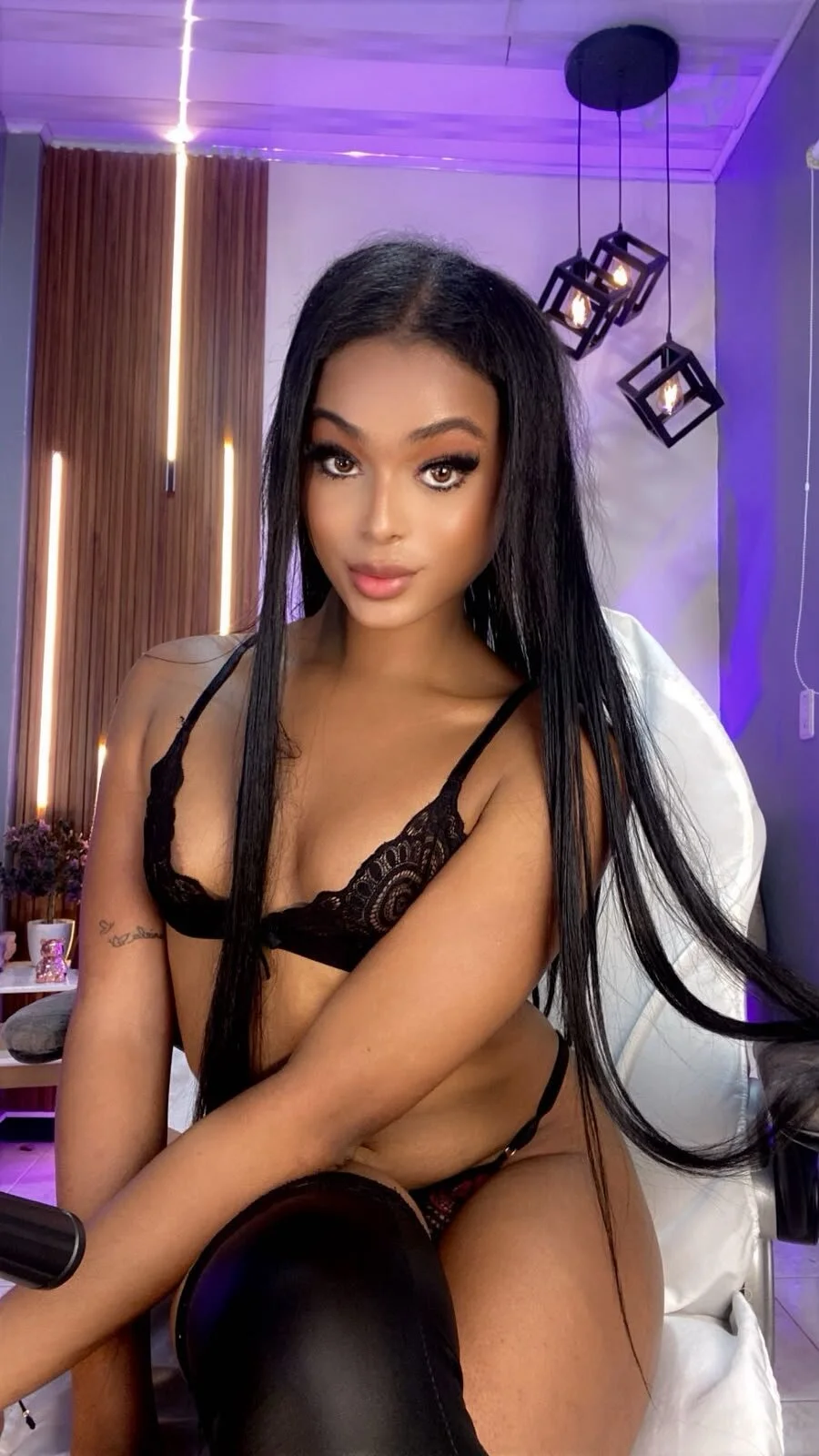 XXX Porn Photo of Nude Antonella_Bernadii 2