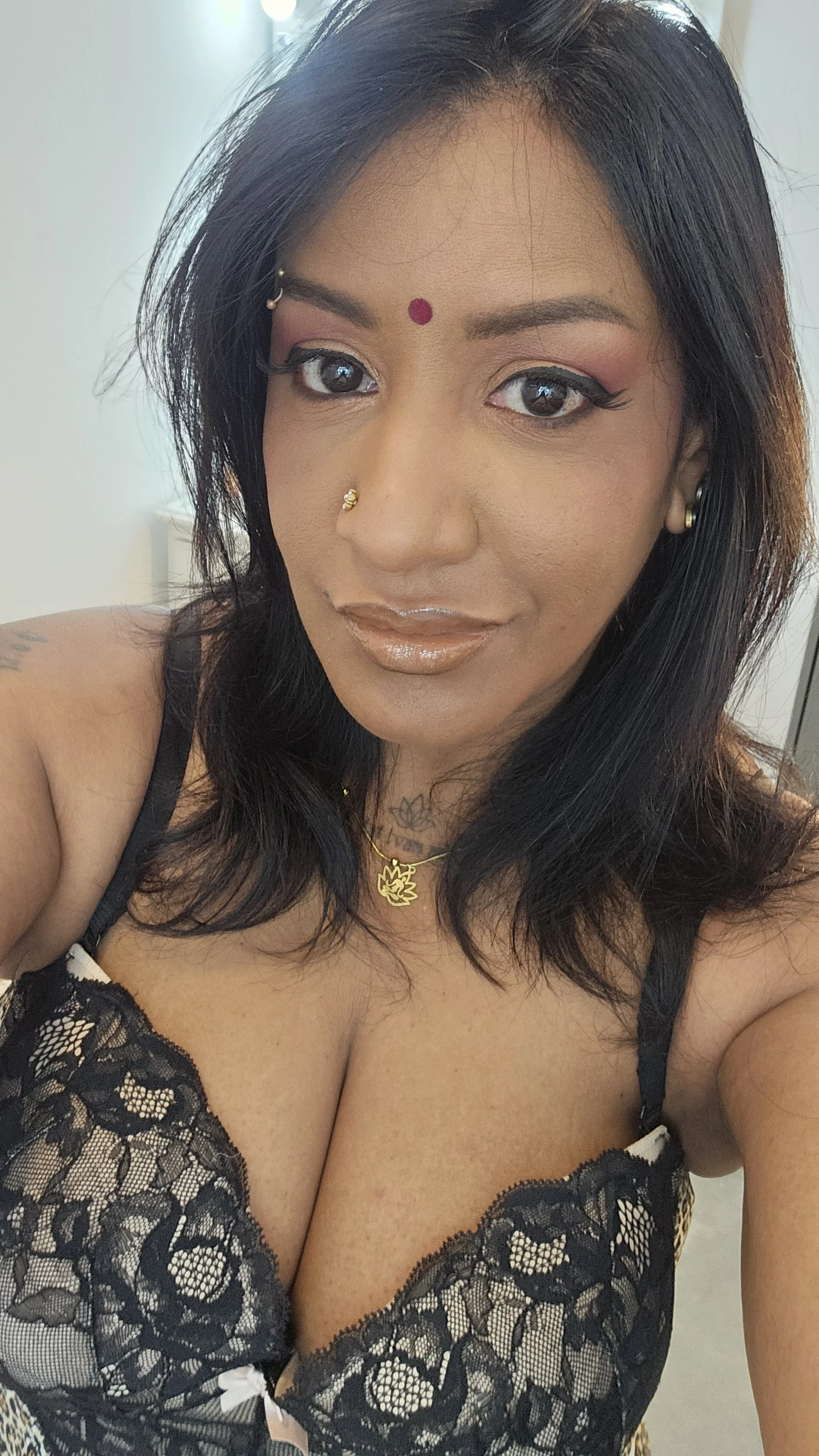 XXX Porn Photo of Nude LadyNahir 300
