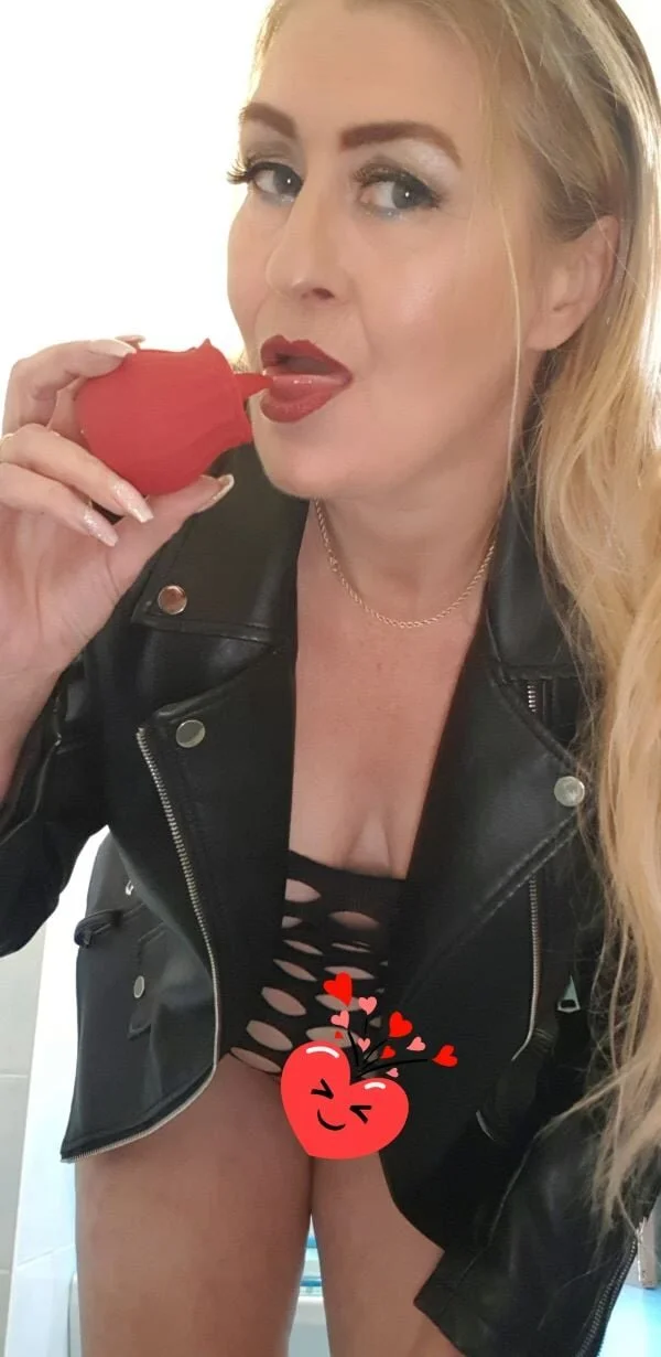 XXX Porn Photo of Nude lisalustjouw 17