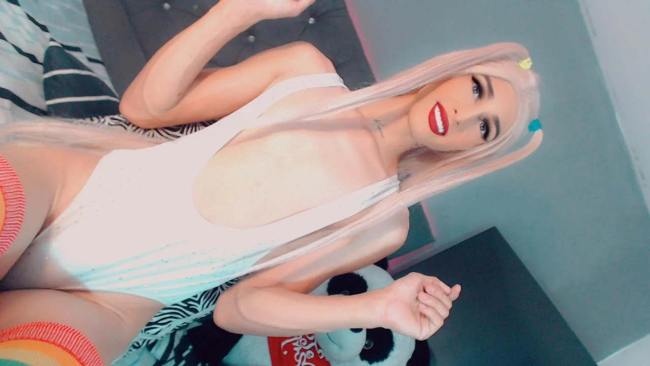 XXX Porn Photo of Nude CharlotteBigCock 84