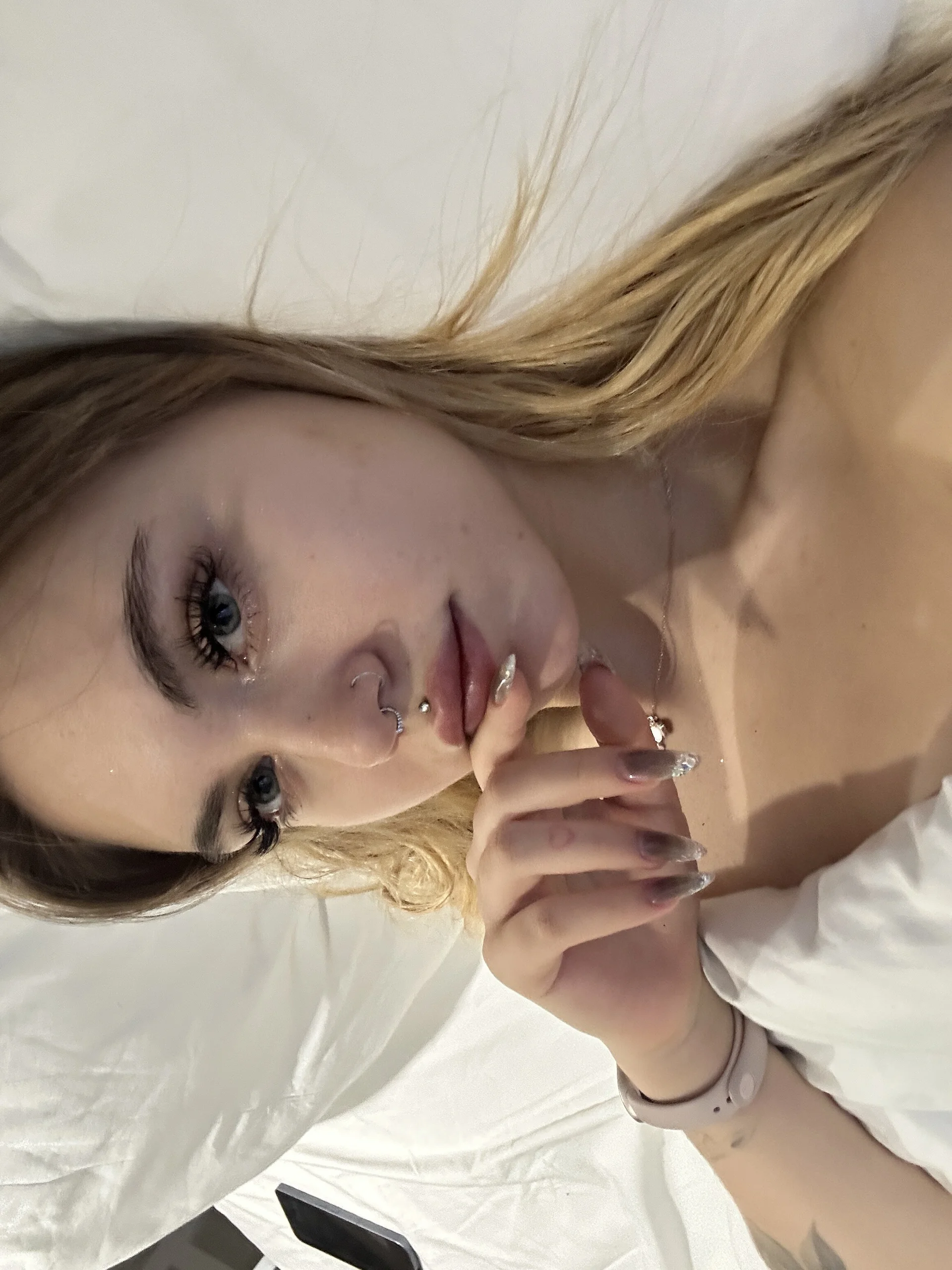 XXX Porn Photo of Nude LunaMillie 31