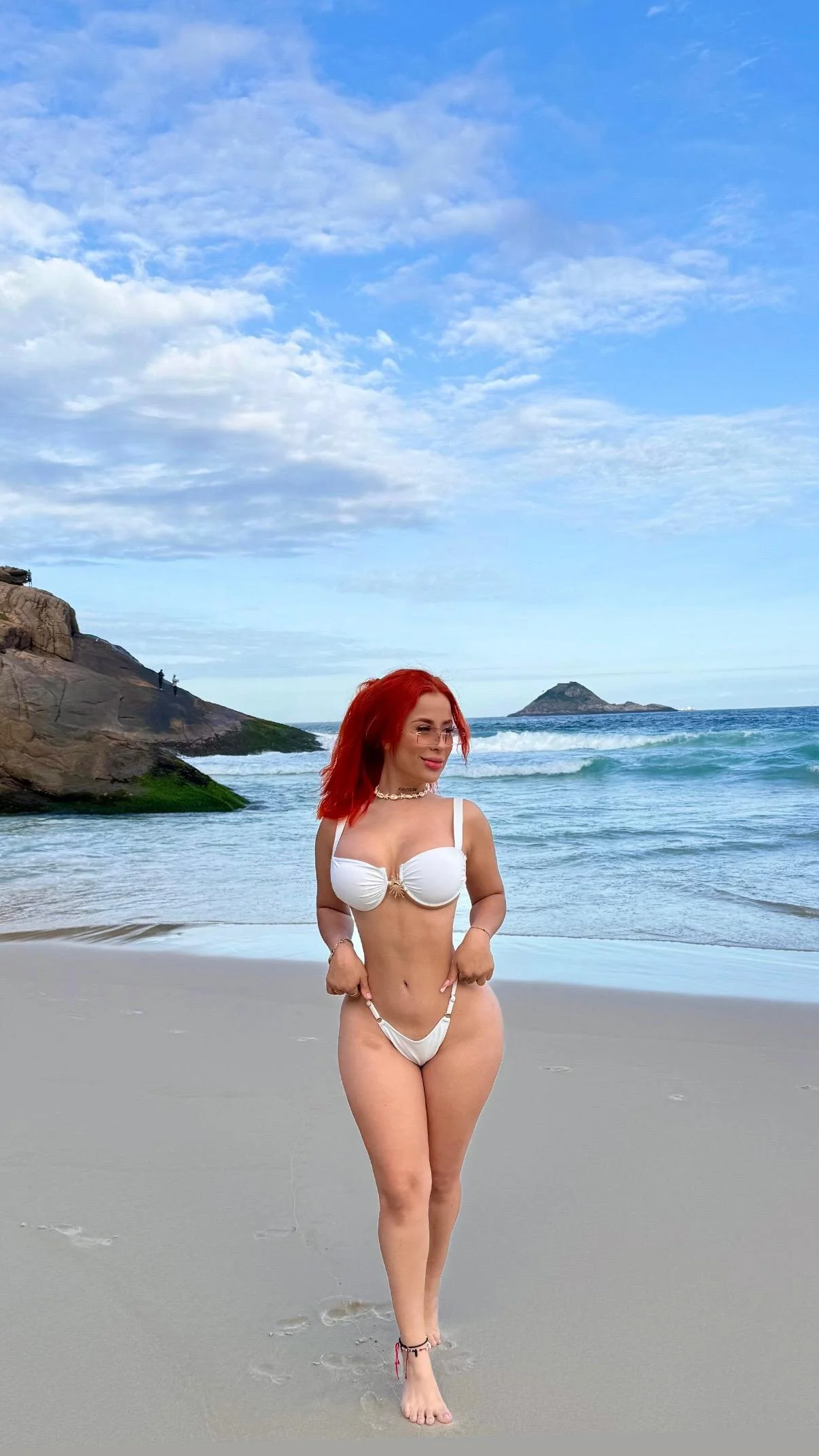 XXX Porn Photo of Nude MadelineFox 375