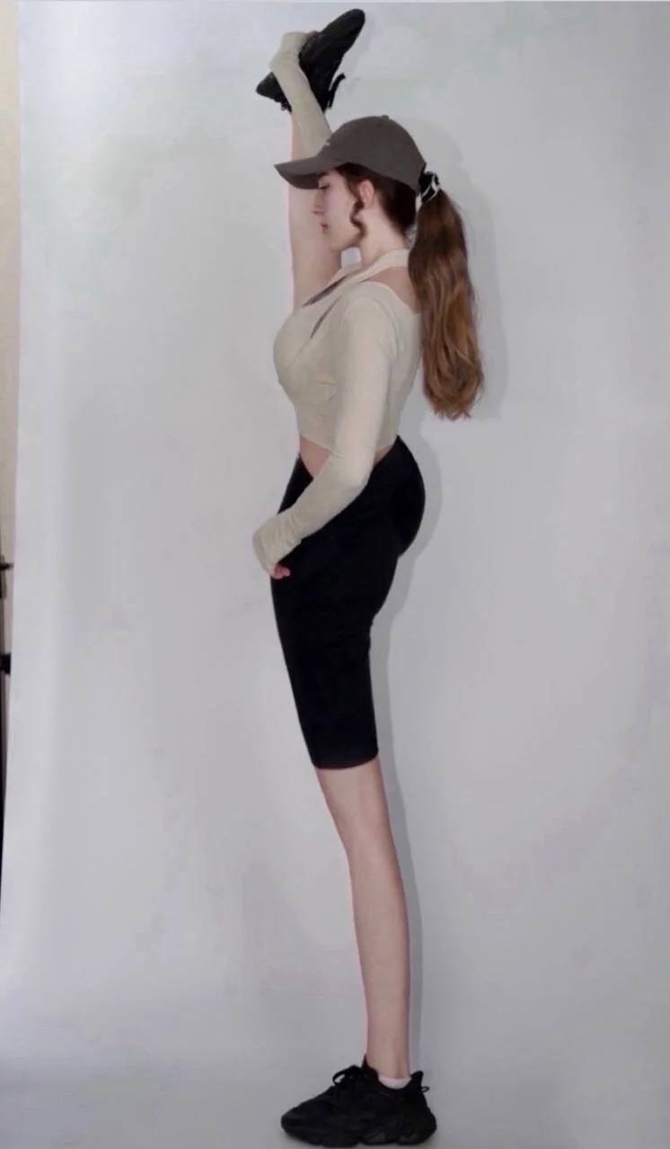 XXX Porn Photo of Nude ZhangWeiy 2