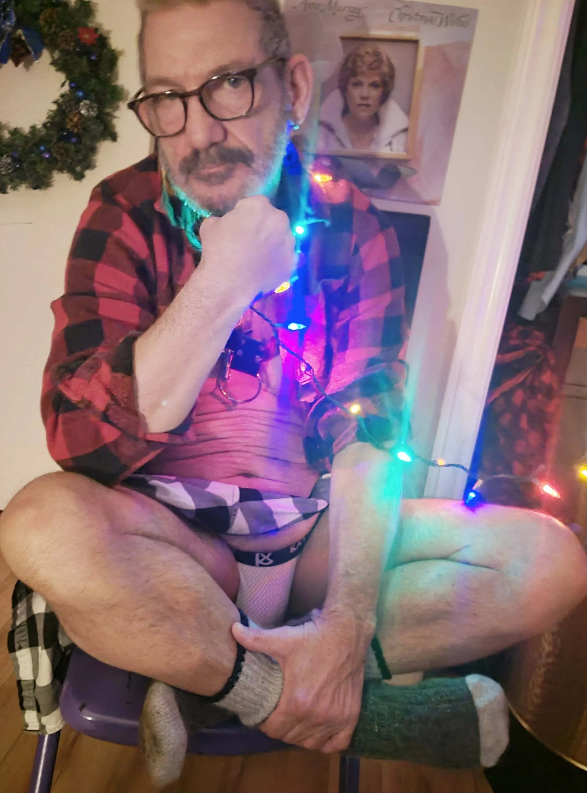 XXX Porn Photo of Nude FoxDadBtm 64