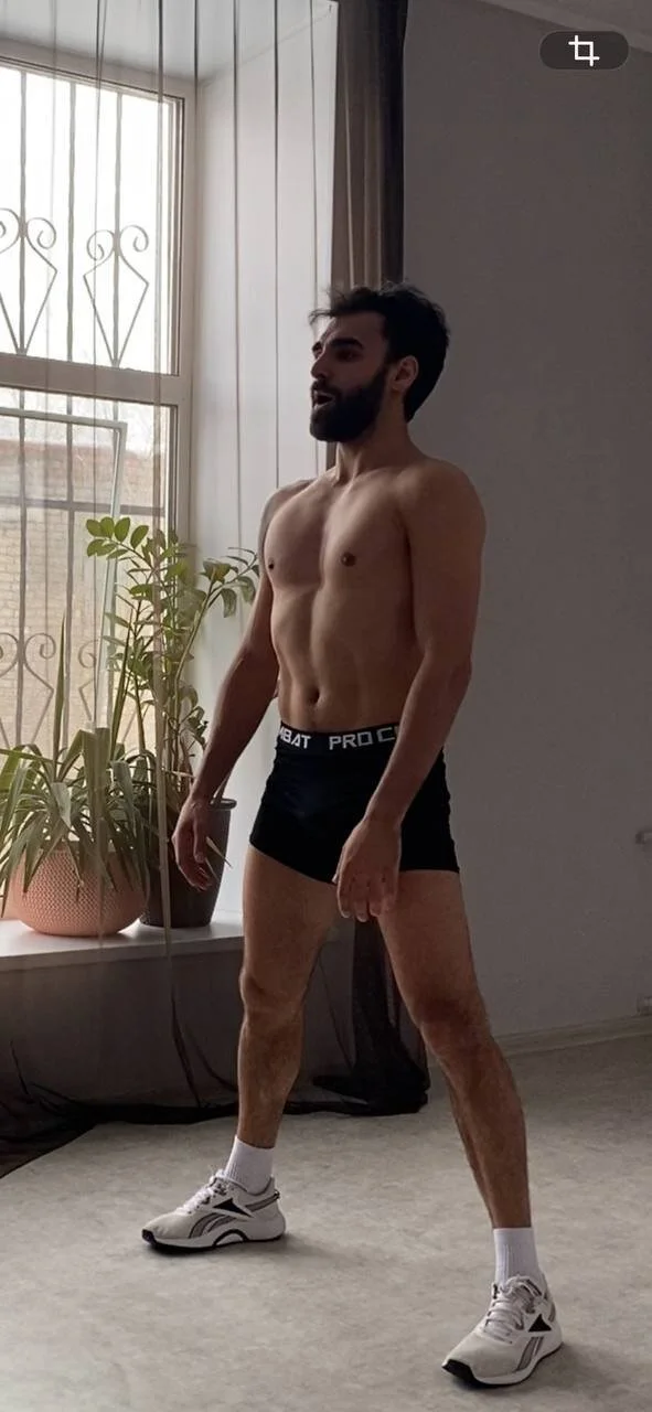 XXX Porn Photo of Nude Mateo_gray 3