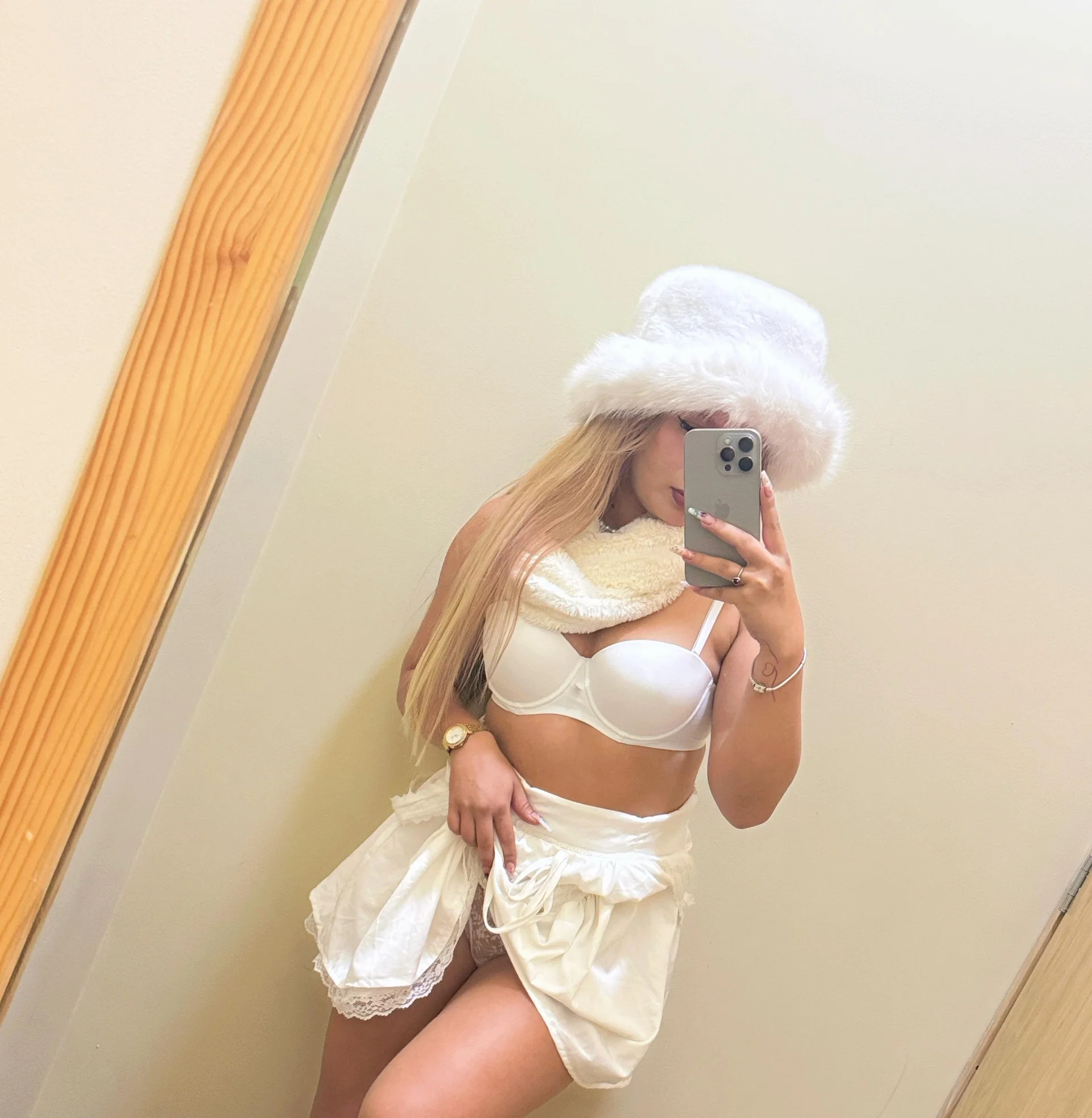 XXX Porn Photo of Nude LolaAngellx 47