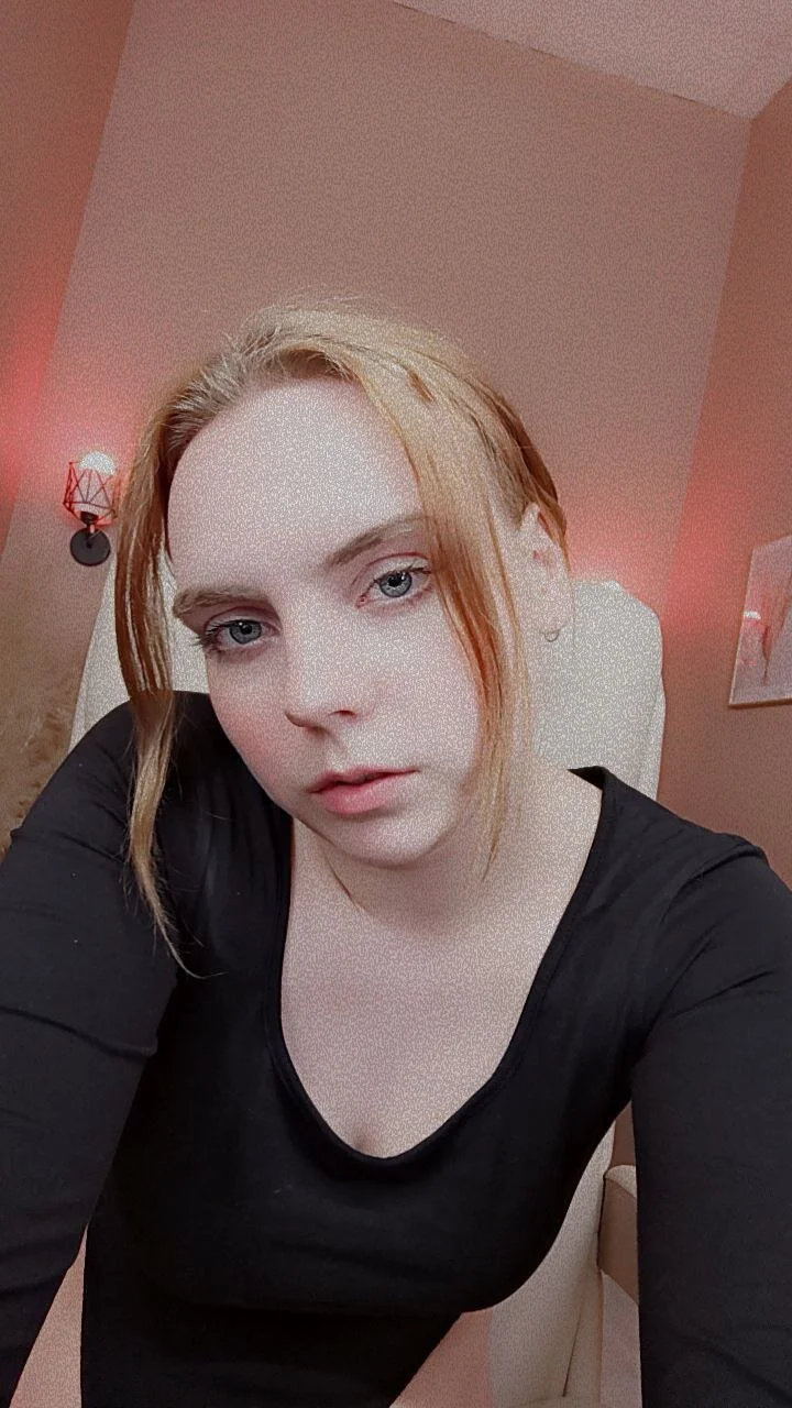 XXX Porn Photo of Nude Candy_Queen__ 4