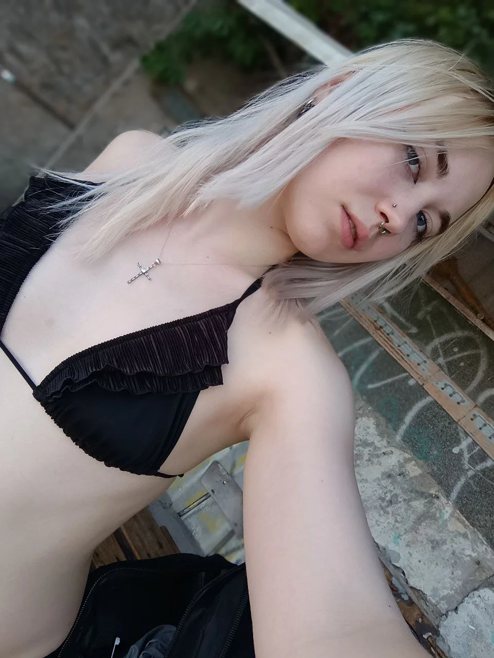 XXX Porn Photo of Nude Iris_Ivory 2