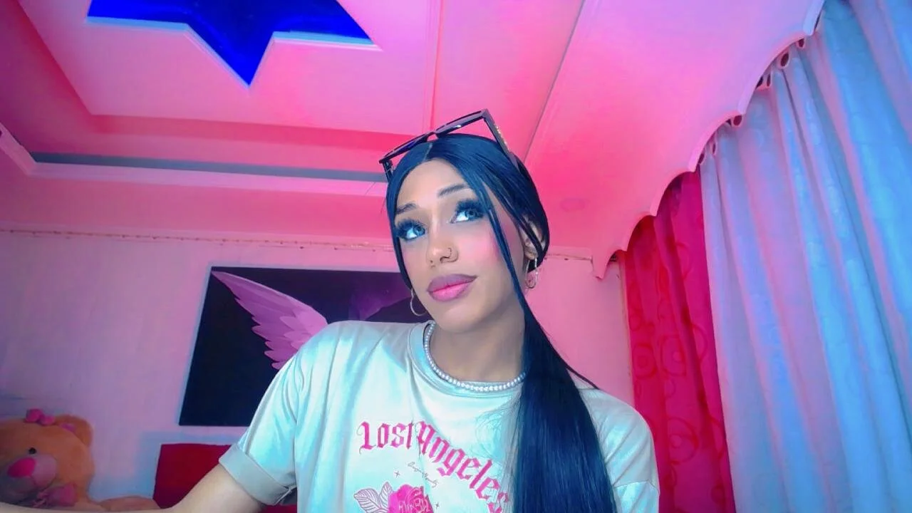 XXX Porn Photo of Nude NahomiCamper 59