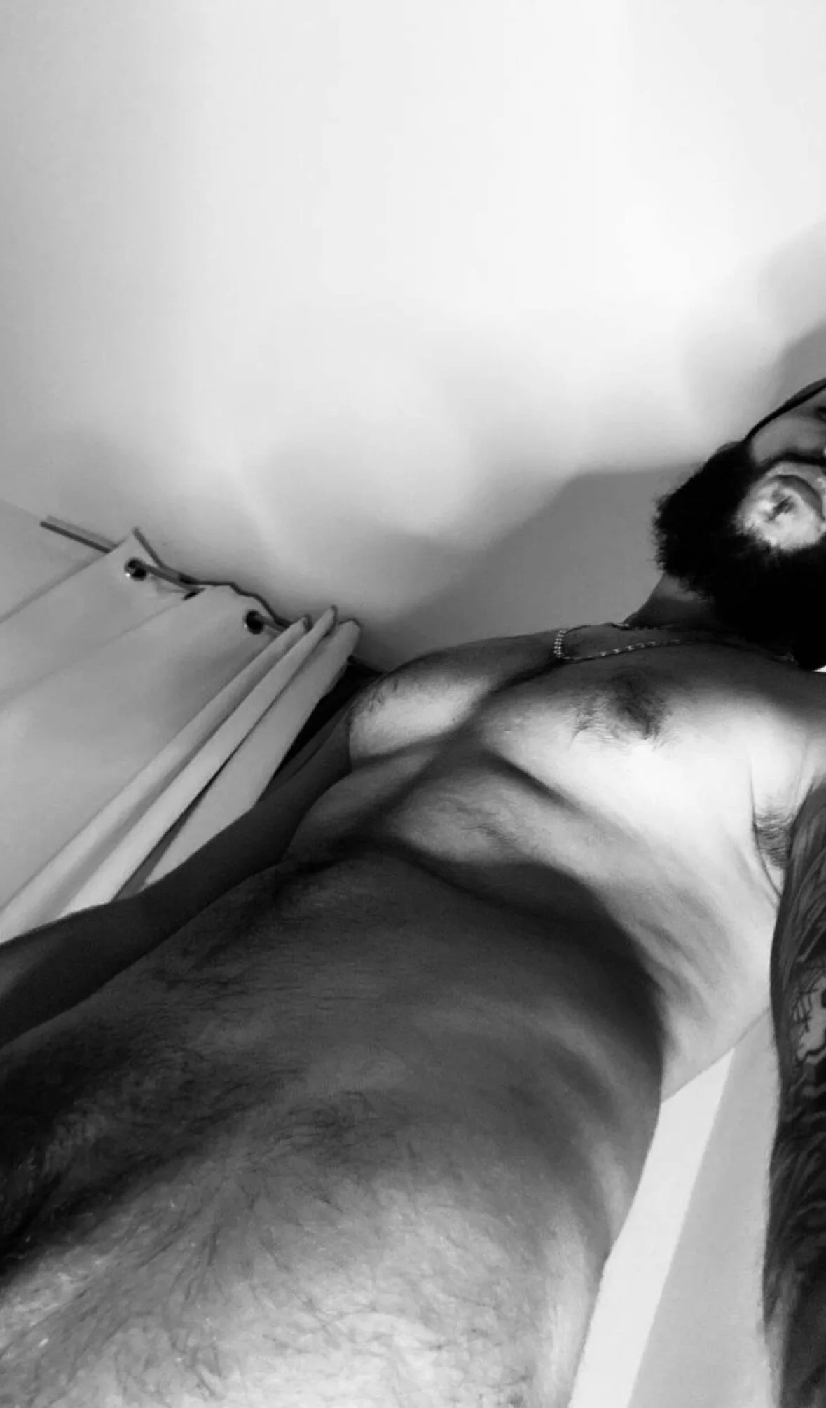 XXX Porn Photo of Nude SantiagoHincapiie 3