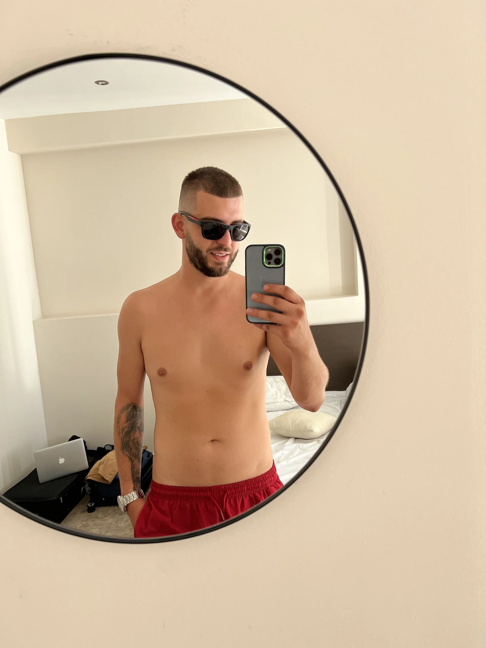 XXX Porn Photo of Nude Pablo_Hornyguy95 8